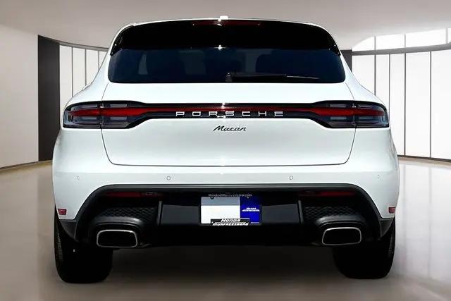 2026 Porsche Macan Macan