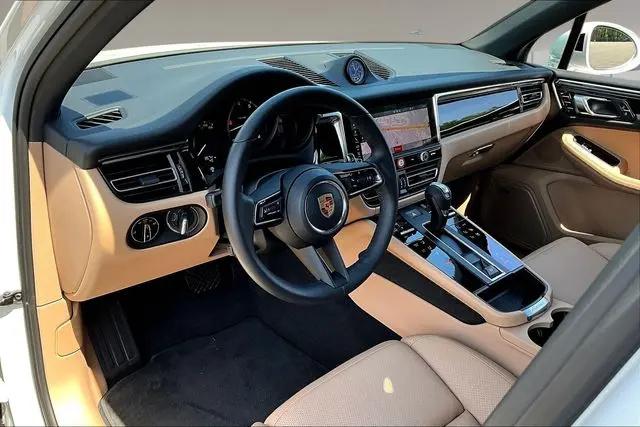 2026 Porsche Macan Macan