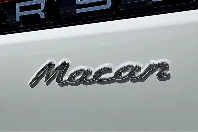 2026 Porsche Macan Macan