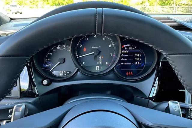 2026 Porsche Macan Macan