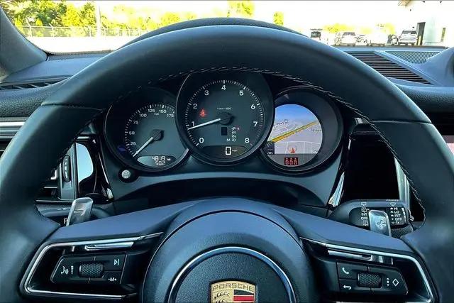 2025 Porsche Macan Macan