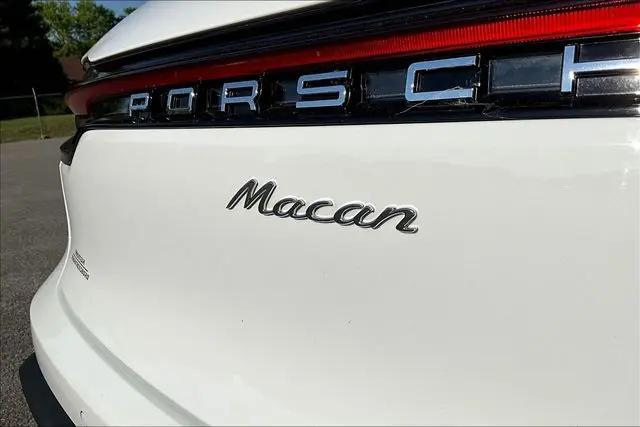 2025 Porsche Macan Macan