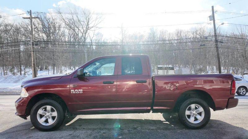 2018 Ram 1500 Express Quad Cab 4x4 6'4" Box