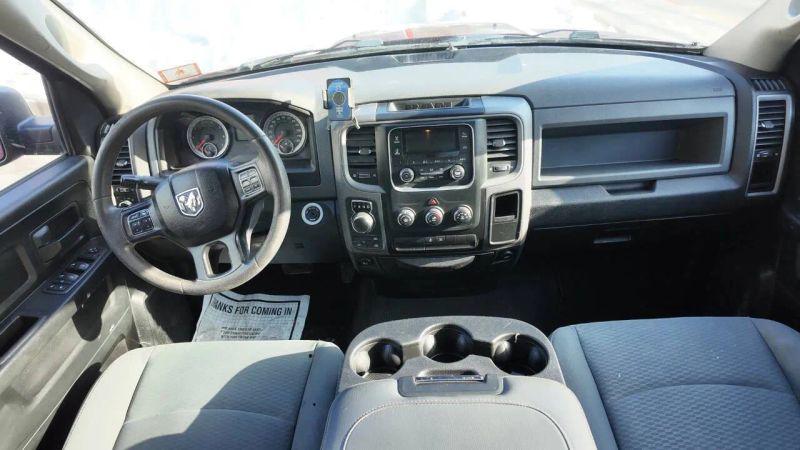 2018 Ram 1500 Express Quad Cab 4x4 6'4" Box