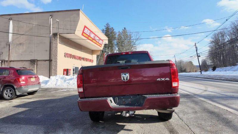 2018 Ram 1500 Express Quad Cab 4x4 6'4" Box