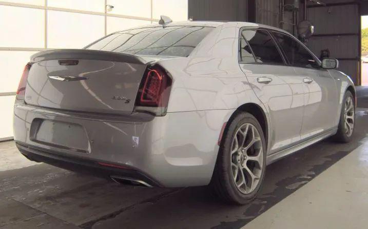 2018 Chrysler 300 300S