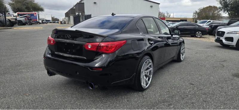 2015 INFINITI Q50 Premium