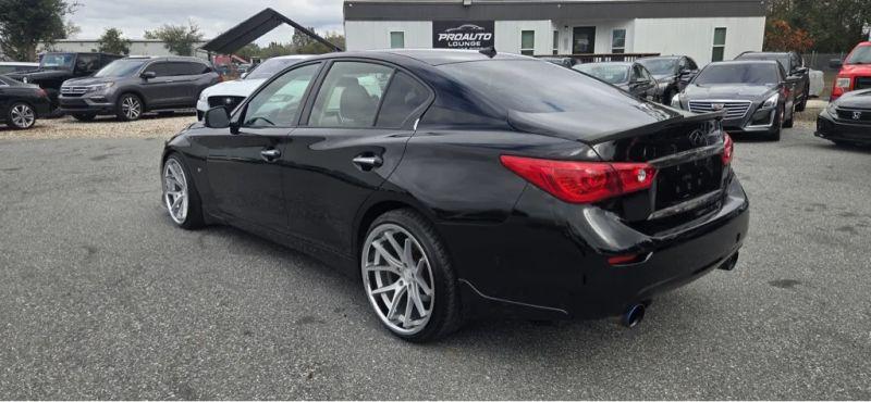 2015 INFINITI Q50 Premium