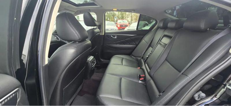 2015 INFINITI Q50 Premium