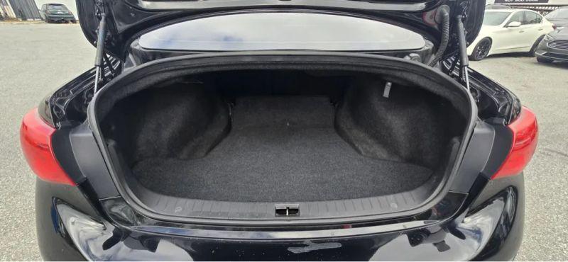 2015 INFINITI Q50 Premium