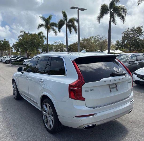 2019 Volvo XC90 T6 Inscription