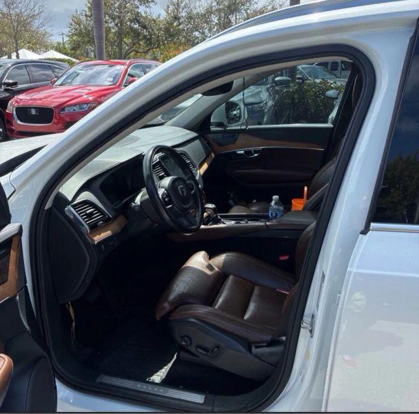 2019 Volvo XC90 T6 Inscription
