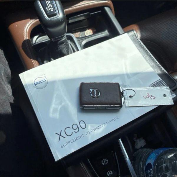 2019 Volvo XC90 T6 Inscription
