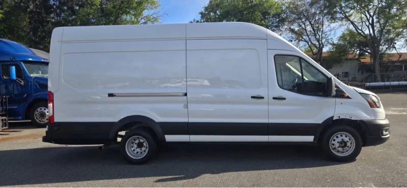 2020 Ford Transit Cargo Van Extended Length w/9950-lb GVWR