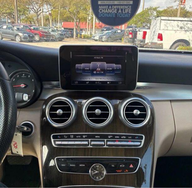 2017 Mercedes-Benz C-CLASS C 300 4MATIC