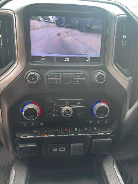 2022 Chevrolet Silverado 1500 4WD Crew Cab Short Bed LTZ