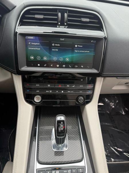 2020 Jaguar F-PACE SVR P550 AWD Automatic