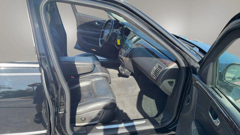 2010 Cadillac DTS Limousine