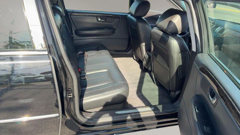 2010 Cadillac DTS Limousine