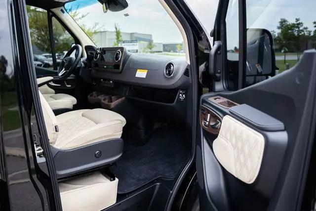2023 Mercedes-Benz Sprinter 3500XD High Roof 4-Cyl Diesel HO