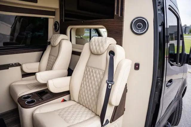 2023 Mercedes-Benz Sprinter 3500XD High Roof 4-Cyl Diesel HO