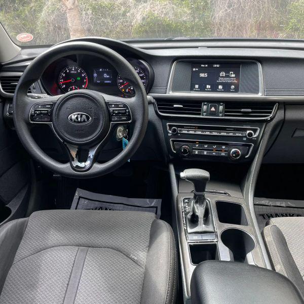 2018 Kia Optima LX
