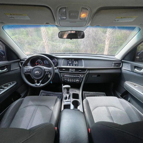2018 Kia Optima LX