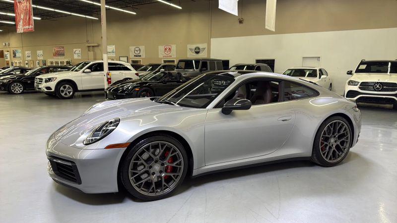 2021 Porsche 911 Carrera 4S