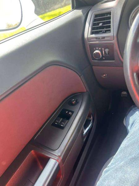 2012 Dodge Challenger SXT