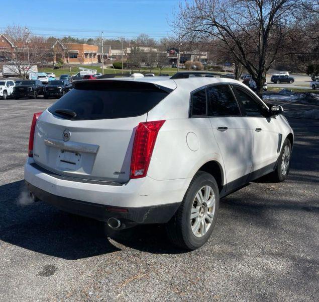 2016 Cadillac SRX Standard