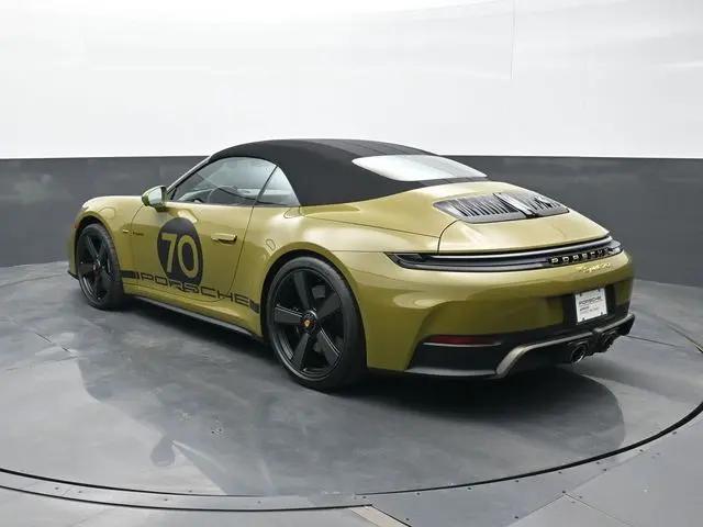 2026 Porsche 911 Carrera GTS Cabriolet