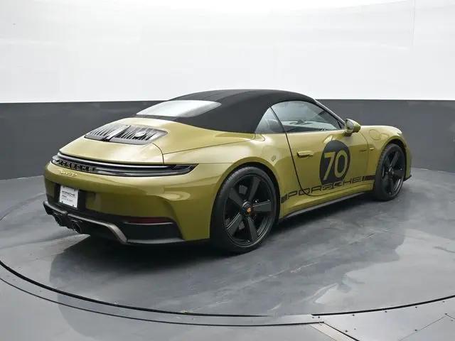 2026 Porsche 911 Carrera GTS Cabriolet