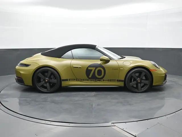 2026 Porsche 911 Carrera GTS Cabriolet