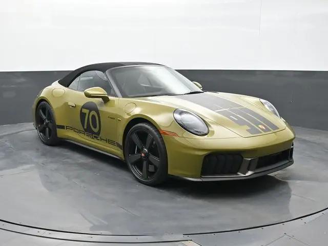 2026 Porsche 911 Carrera GTS Cabriolet