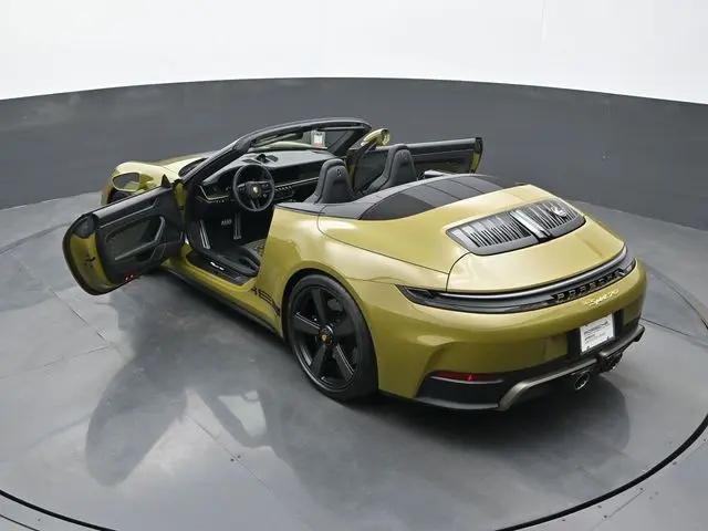 2026 Porsche 911 Carrera GTS Cabriolet