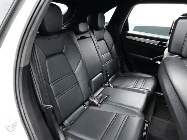 2021 Porsche Cayenne Turbo