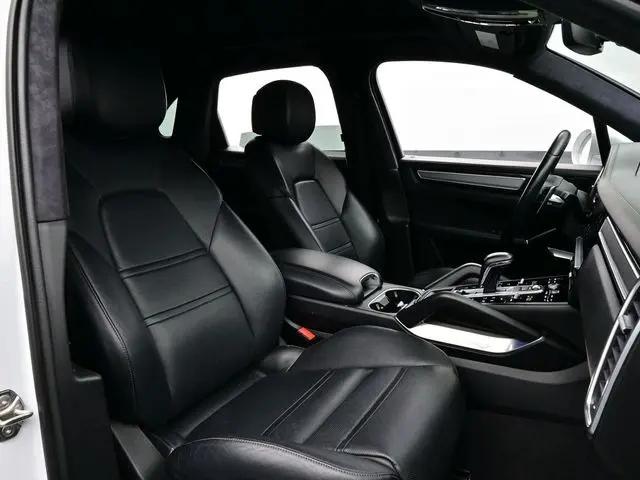 2021 Porsche Cayenne Turbo