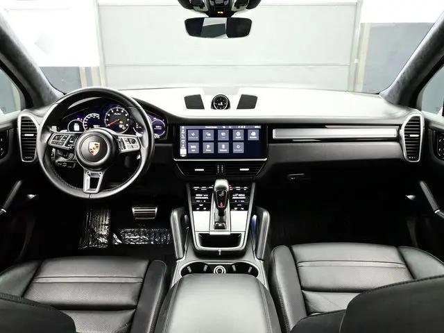 2021 Porsche Cayenne Turbo
