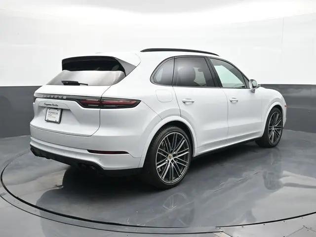 2021 Porsche Cayenne Turbo