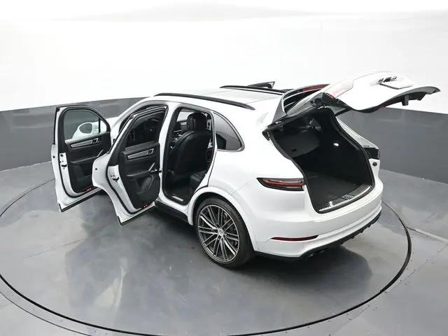 2021 Porsche Cayenne Turbo