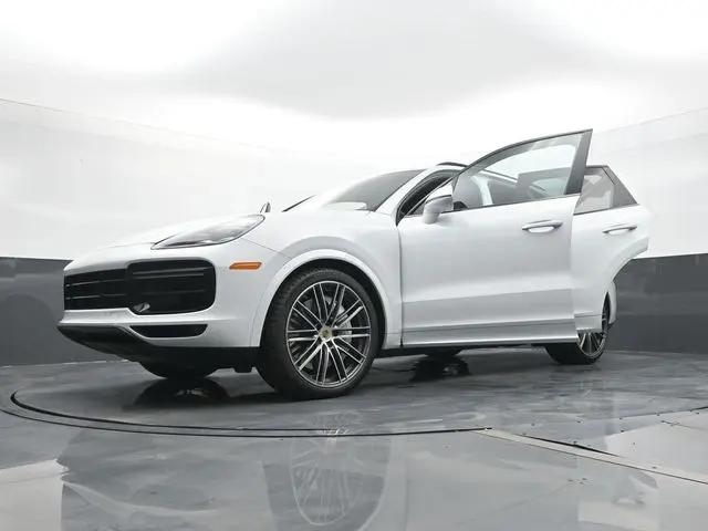 2021 Porsche Cayenne Turbo