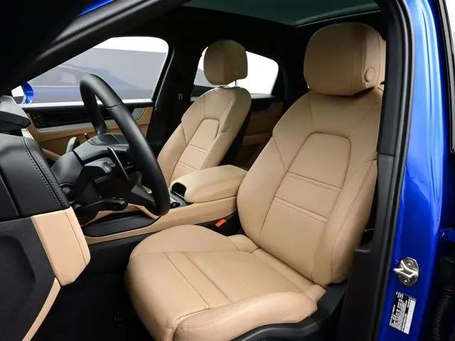 2025 Porsche Cayenne E-Hybrid S