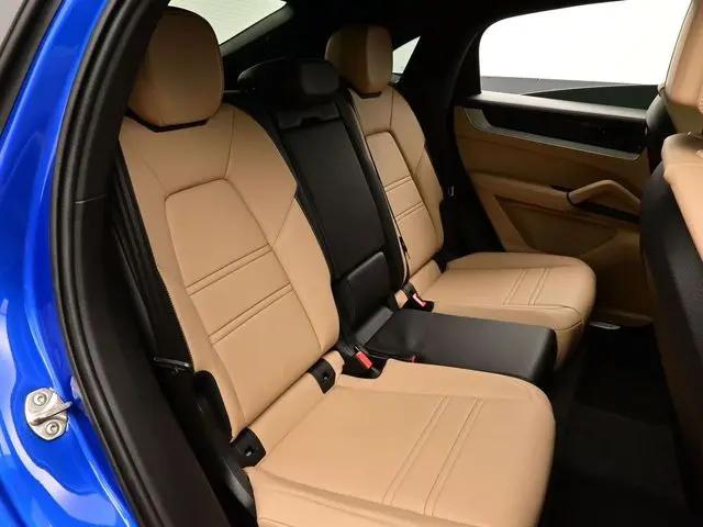 2025 Porsche Cayenne E-Hybrid S