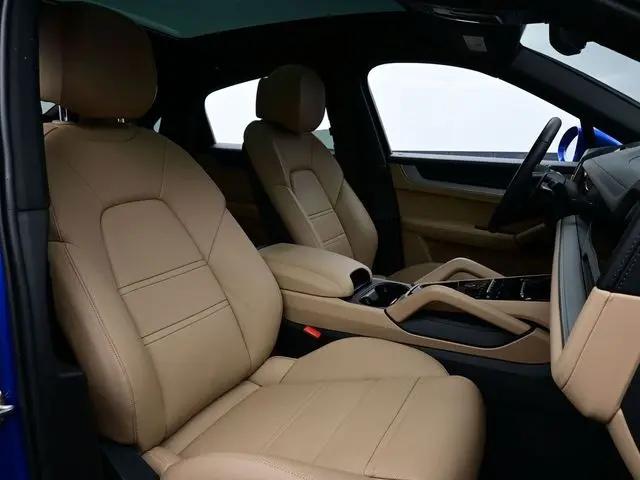 2025 Porsche Cayenne E-Hybrid S