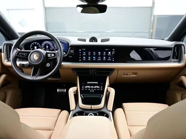 2025 Porsche Cayenne E-Hybrid S