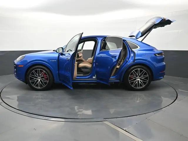 2025 Porsche Cayenne E-Hybrid S