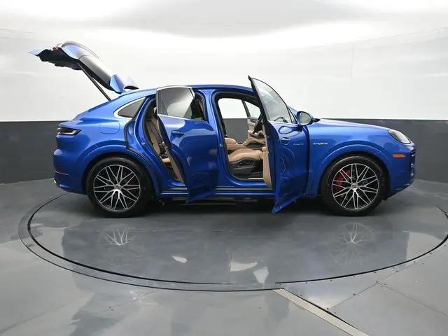 2025 Porsche Cayenne E-Hybrid S