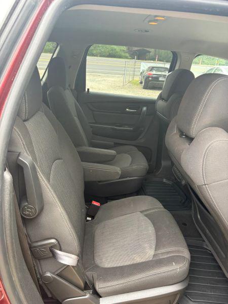 2017 Chevrolet Traverse 2LT