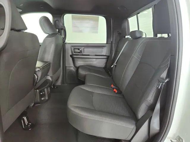 2026 Ram 2500 Black Express Crew Cab 4x4 6'4" Box