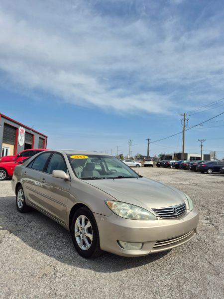 2005 Toyota Camry XLE for sale in Harrisonville, MO
